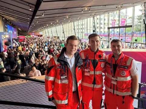 Sanitäter:innen beim ESC (c) Johanniter