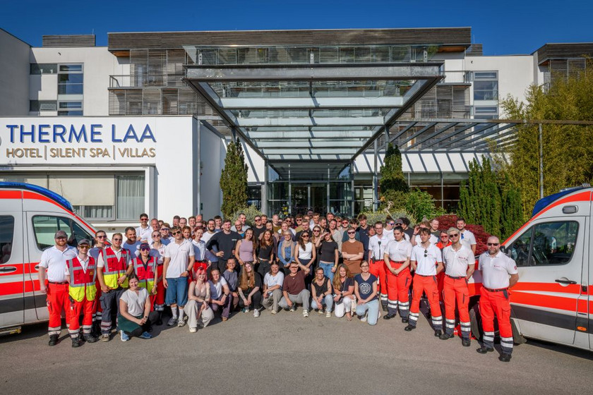 Gruppenfotos bei der Großschadensübung 2026 in Laa (c) Theo Tersch