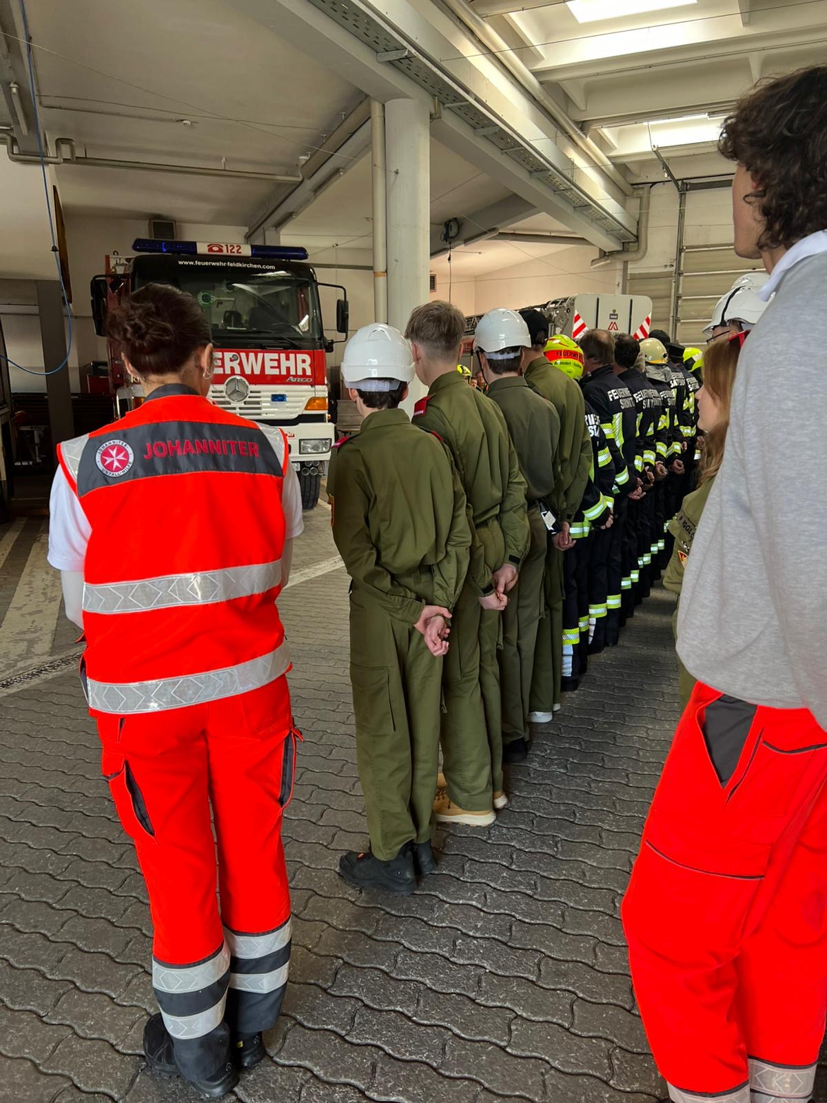 Übung mit der FF Feldkirchen (c) Johanniter